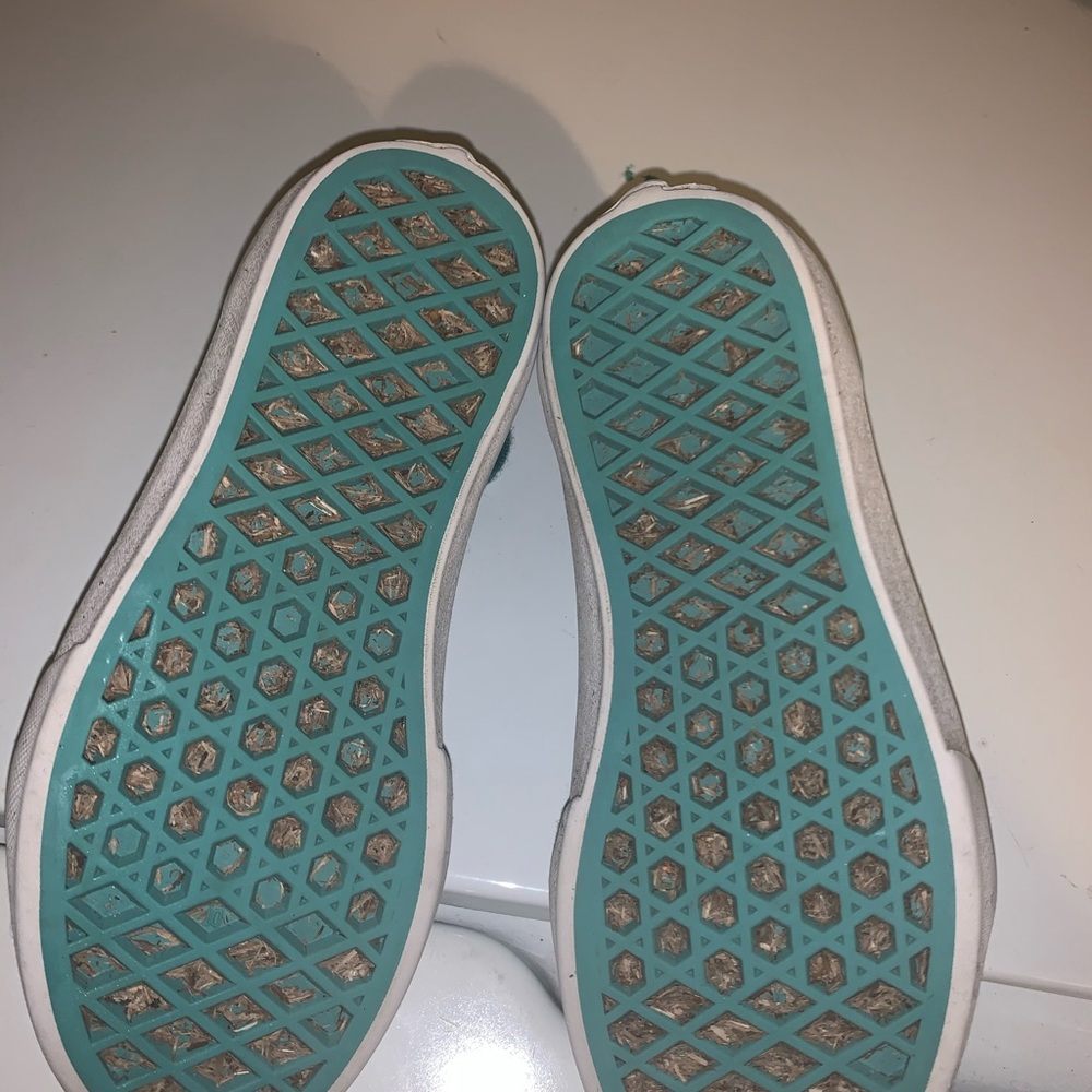 Vans - Picture 5 of 5